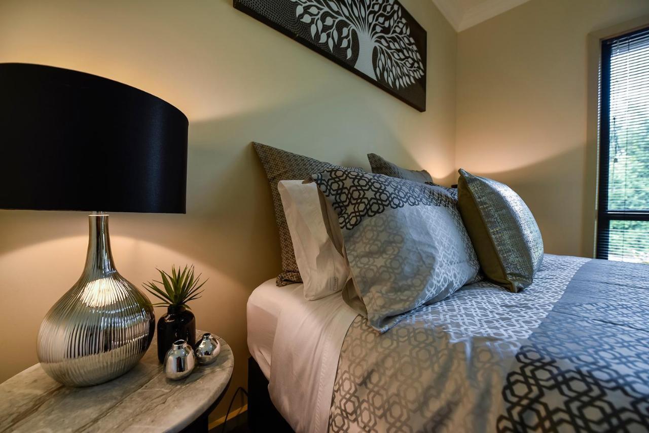 Accommodation On Lansell 1 Being Unit 1 Of 6 Lansell Street เมาท์แกมเบีย ภายนอก รูปภาพ